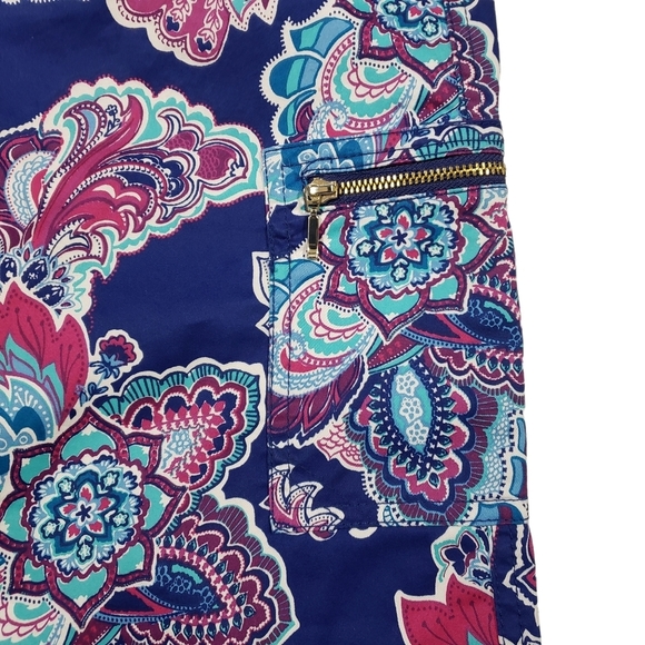 Chicos Luxe Floral Paisley Print Utility Cropped Pants Sz 1 US 8 Medium Stretchy - Picture 8 of 16